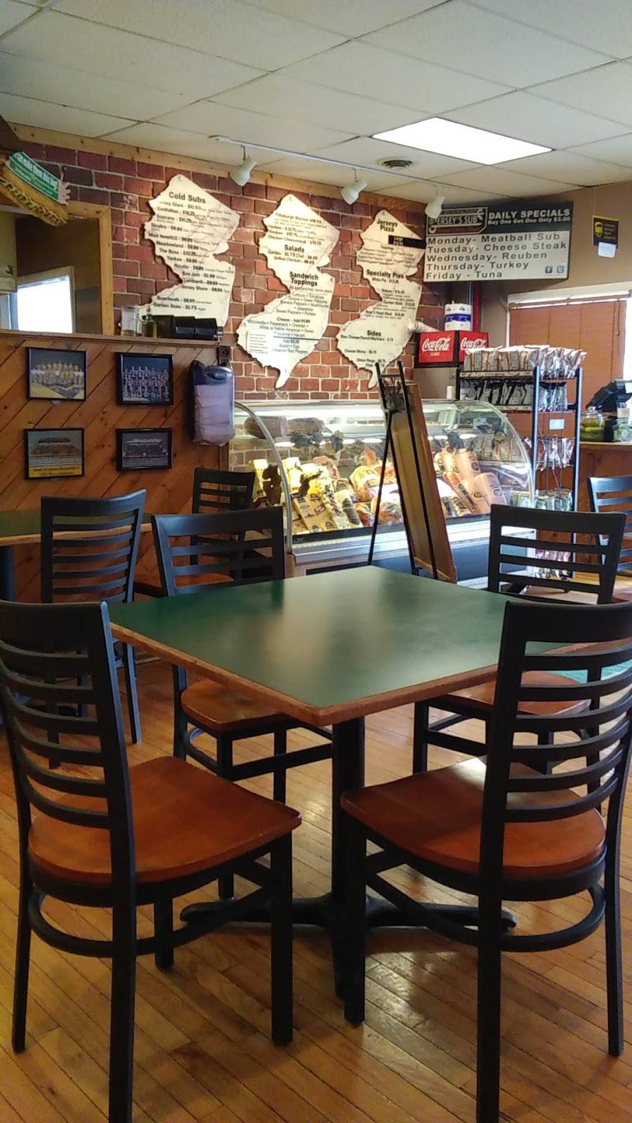 Jerseys Subs | restaurant | 1756 Mileground Rd e, Morgantown, WV 26505, USA | 3042922796 OR +1 304-292-2796