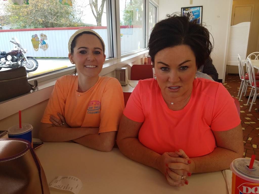 Dairy Queen | restaurant | 121 Carl Perkins Pkwy, Tiptonville, TN 38079, USA | 7312536311 OR +1 731-253-6311