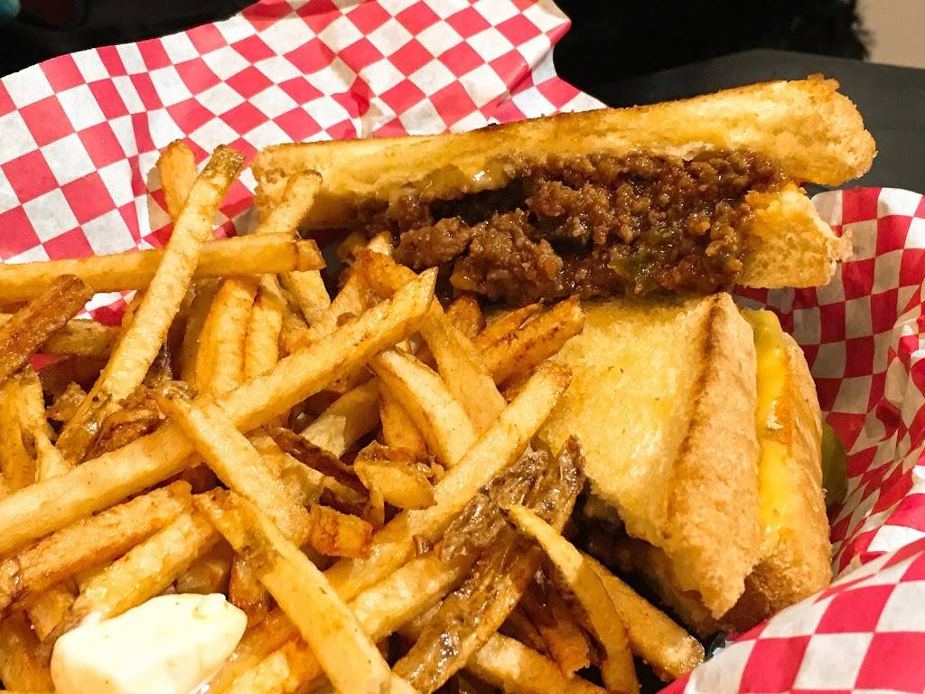 Sugar Bowl | restaurant | 47 Lincoln Way E, Massillon, OH 44646, USA | 3308800986 OR +1 330-880-0986