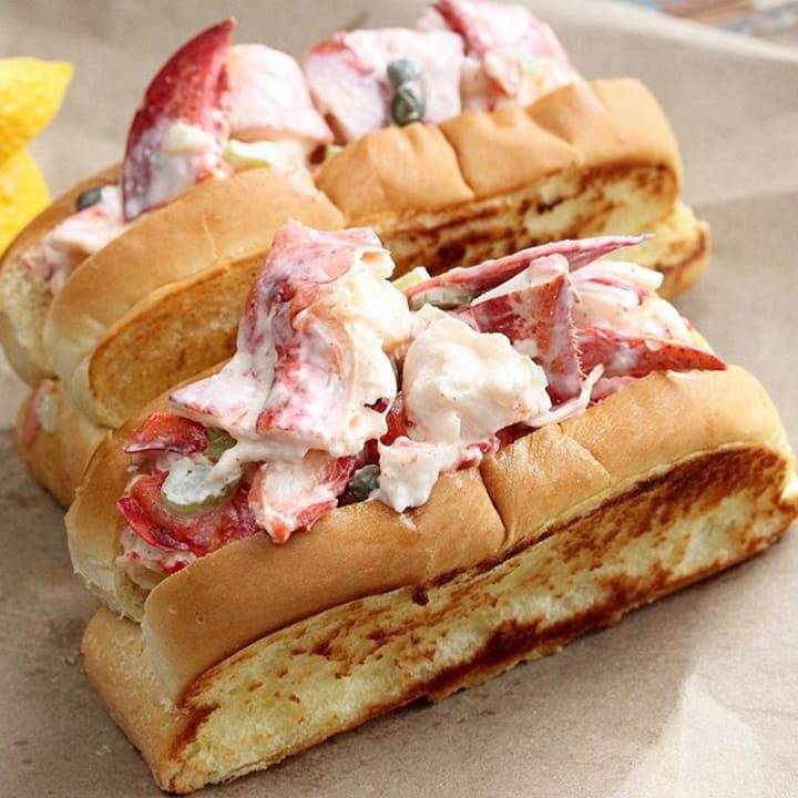 Rudders Public House | restaurant | 70 Wallingford Square, Kittery, ME 03904, USA | 2077032324 OR +1 207-703-2324