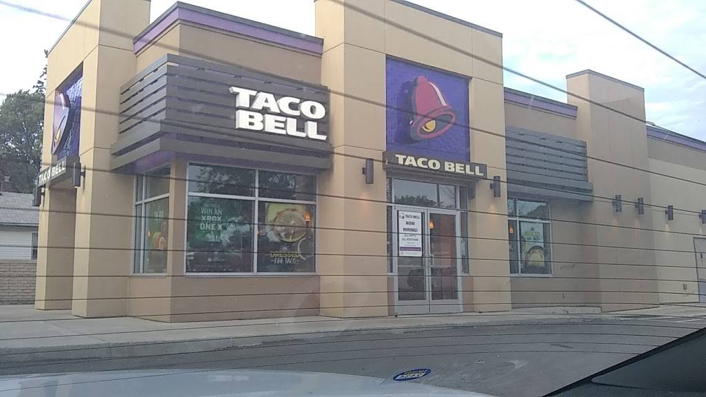 Taco Bell | meal takeaway | 1221 E 9 Mile Rd, Hazel Park, MI 48030, USA | 2485441223 OR +1 248-544-1223