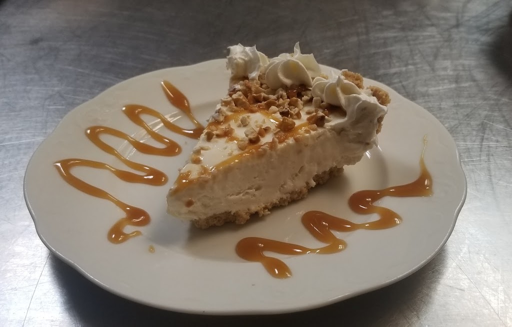 The Cutting Board | restaurant | 5701 US-90, Milton, FL 32583, USA | 8505641442 OR +1 850-564-1442