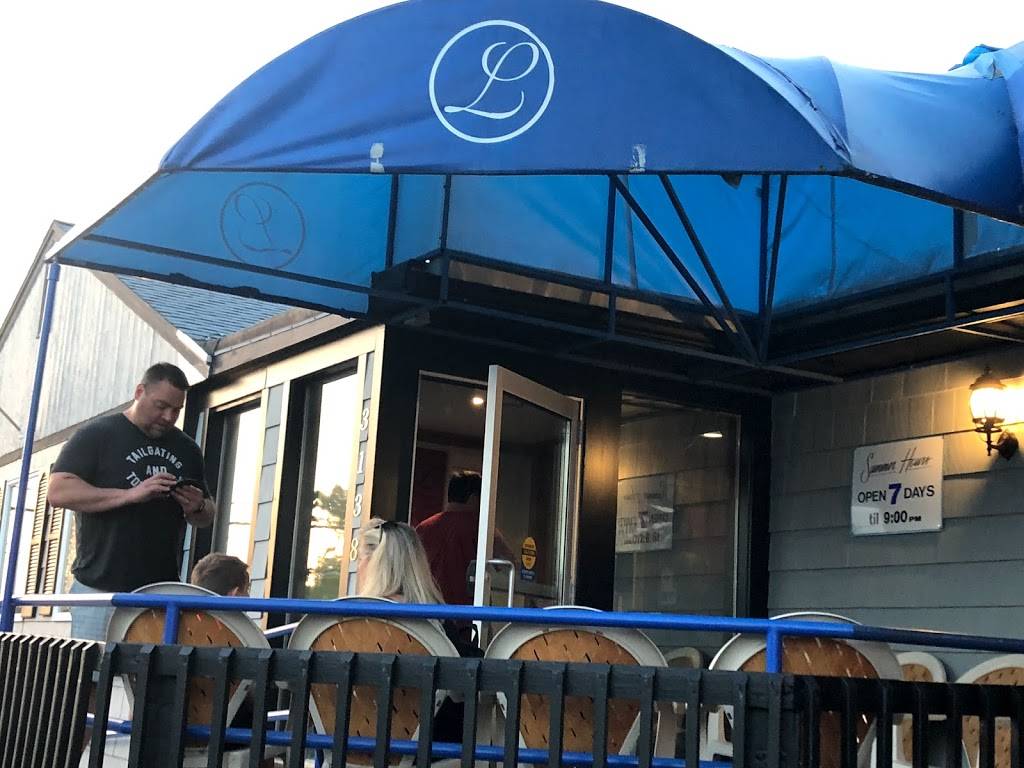 Lindseys Family Restaurant | restaurant | 3138 Cranberry Hwy, East Wareham, MA 02538, USA | 5087595544 OR +1 508-759-5544