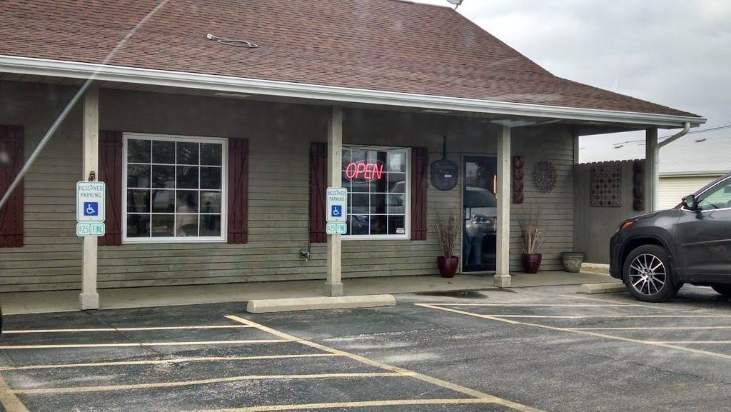 Filippos of Mahomet | restaurant | 2112 Tin Cup Rd, Mahomet, IL 61853, USA | 2175864657 OR +1 217-586-4657