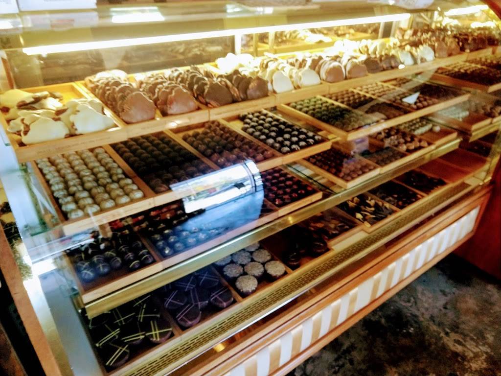 Chocolate Secrets | night club | 3926 Oak Lawn Ave, Dallas, TX 75219, USA | 2142529801 OR +1 214-252-9801