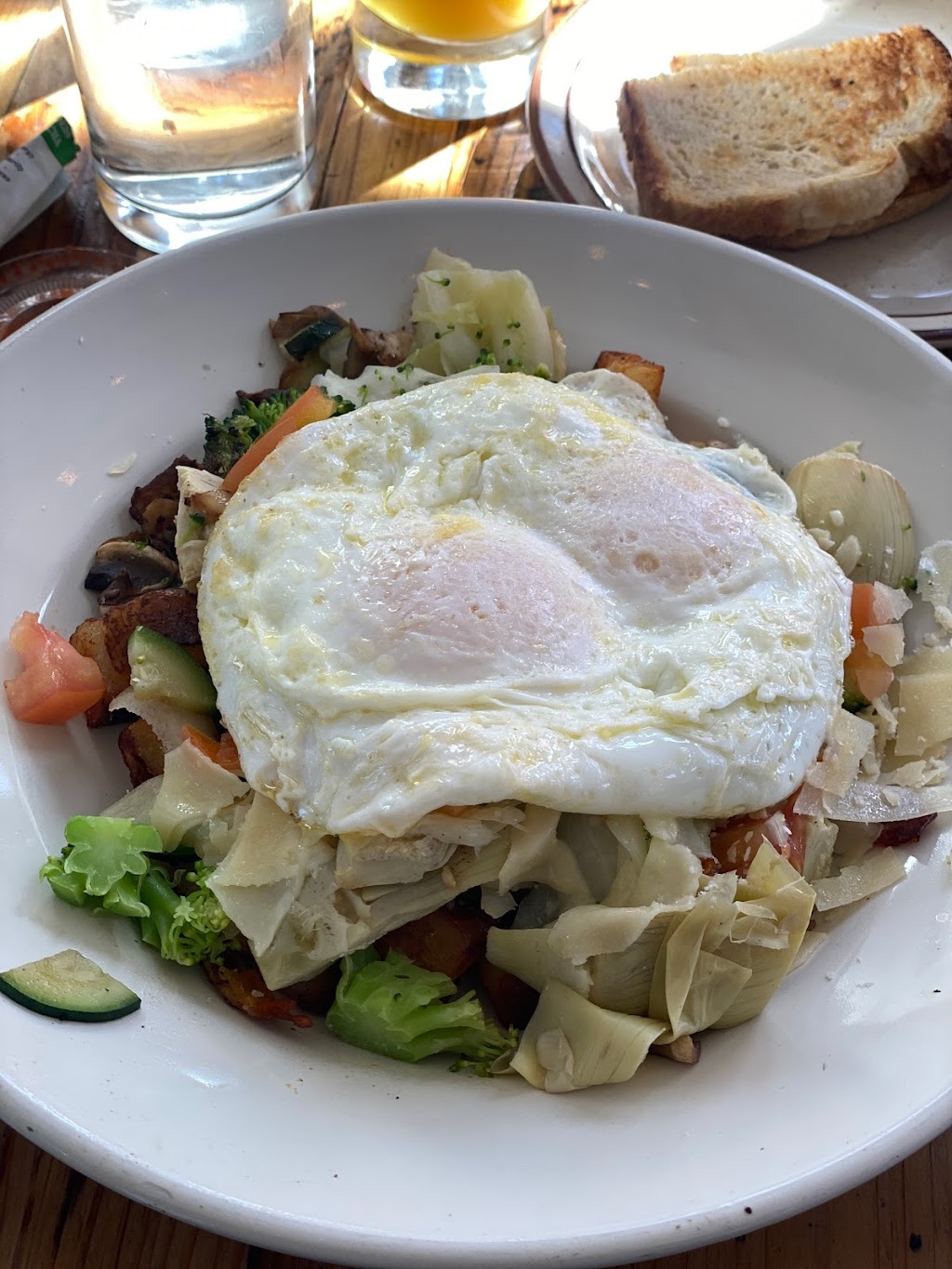 Wild Huckleberry | restaurant | 302 S Mission St, Wenatchee, WA 98801, USA | 5096631013 OR +1 509-663-1013