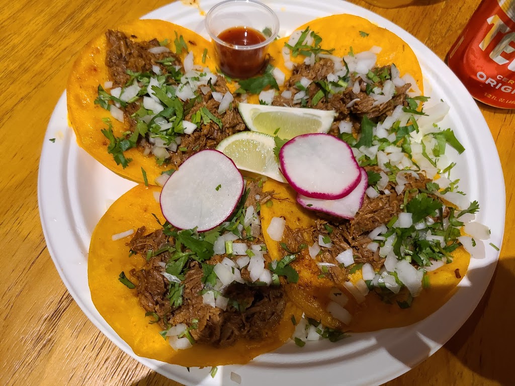 PEZ - Mexican Seafood | restaurant | 20 W Flagler St, Miami, FL 33130, USA | 3055703440 OR +1 305-570-3440