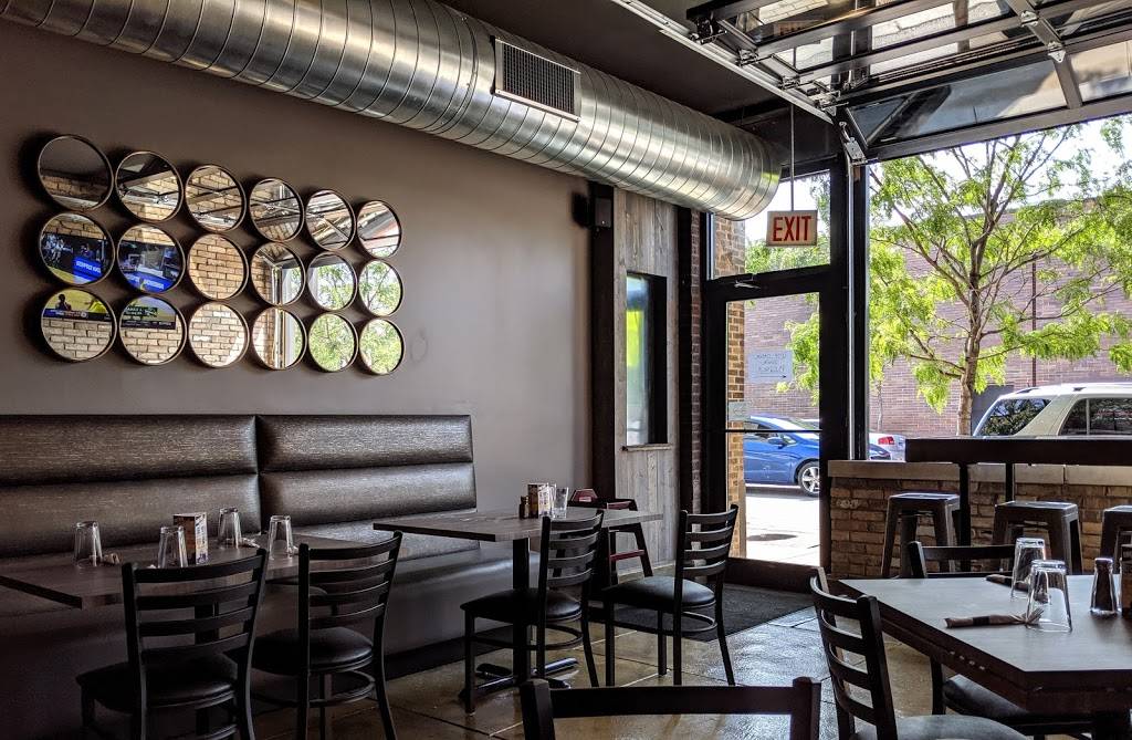 Albany Place Kitchen & Bar | restaurant | 4551 N Pulaski Rd, Chicago, IL 60630, USA | 7737547057 OR +1 773-754-7057