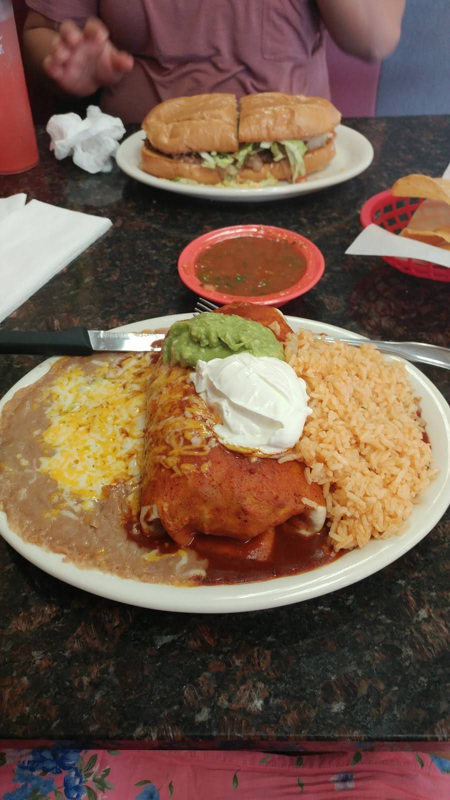 El Burrito Grill | restaurant | 5211 E Pacific Coast Hwy, Long Beach, CA 90804, USA | 5624982300 OR +1 562-498-2300