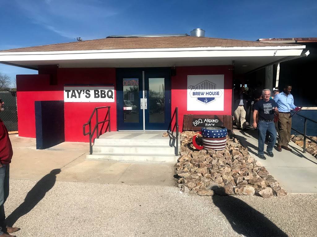 Tays BBQ | restaurant | 16461 S Houghton Rd suite b, Corona De Tucson, AZ 85641, USA | 5204001836 OR +1 520-400-1836