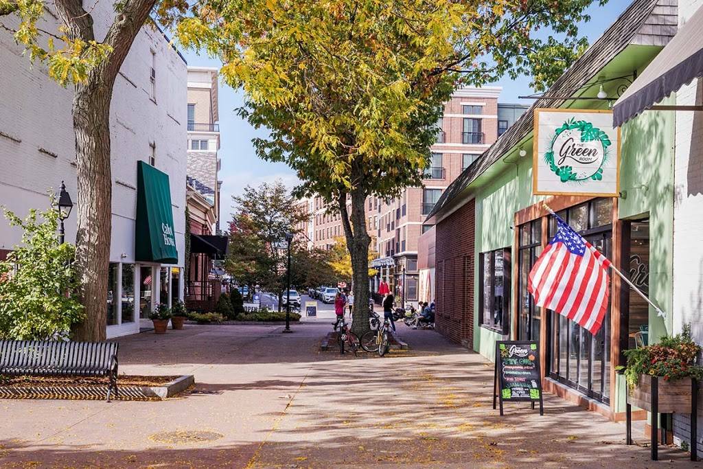 The Green Room | restaurant | 41 Vaughan Mall, Portsmouth, NH 03801, USA | 6034047336 OR +1 603-404-7336