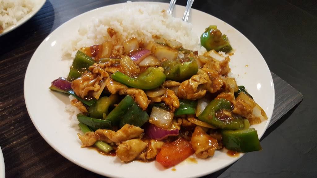 Dumpling Legend | restaurant | 176-61 Union Tpke, Fresh Meadows, NY 11366, USA | 7183800028 OR +1 718-380-0028