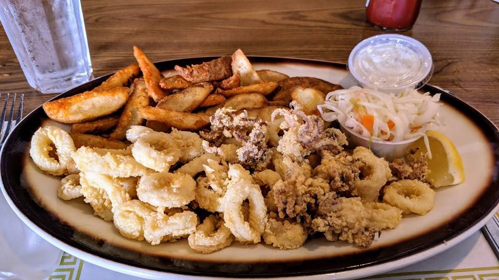 The Pilot House | restaurant | 3 Porter St, Gloucester, MA 01930, USA | 9782830131 OR +1 978-283-0131