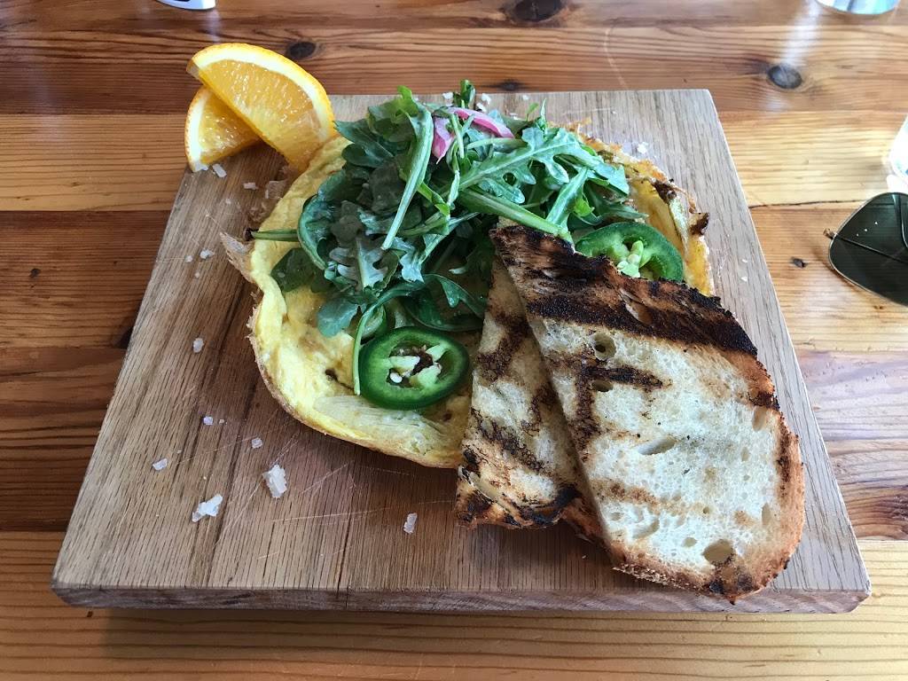 Amerikas Restaurant | restaurant | 734 Lake St, Oak Park, IL 60301, USA | 7086134254 OR +1 708-613-4254