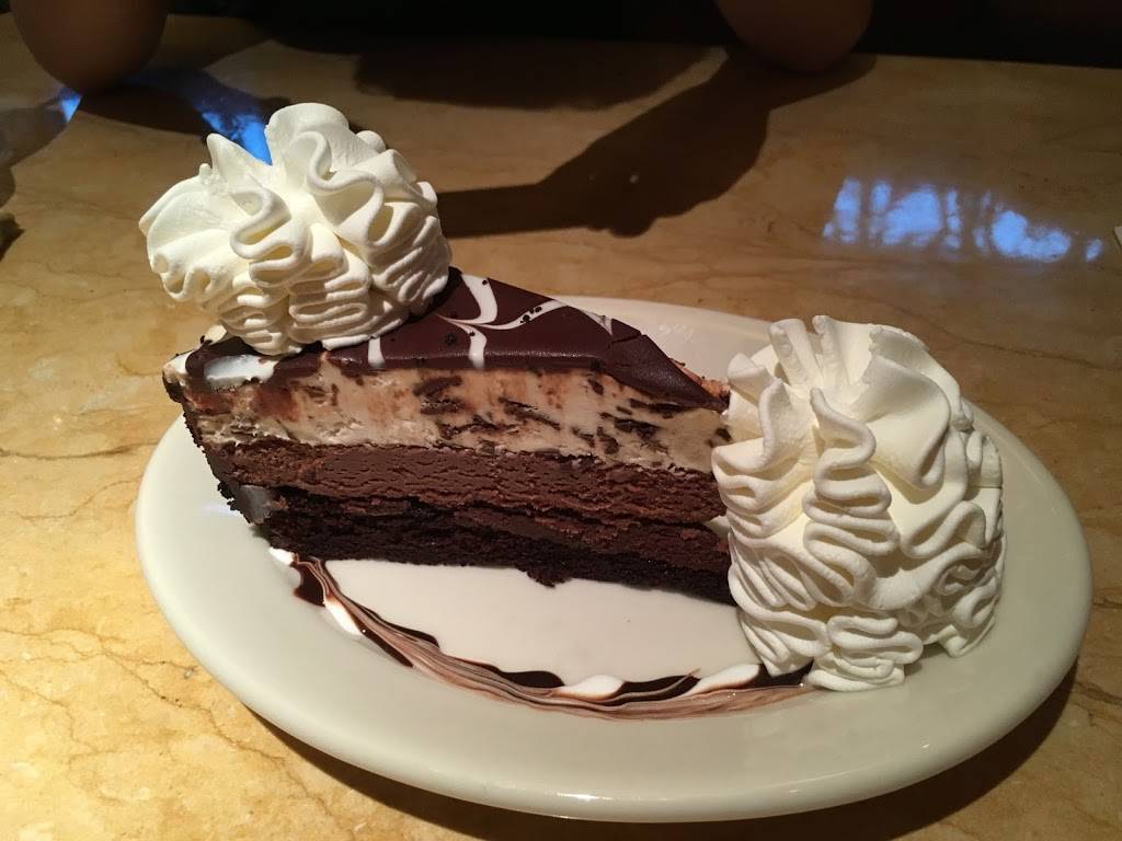 The Cheesecake Factory | restaurant | 14559 SW 5th St, Pembroke Pines, FL 33027, USA | 9544387311 OR +1 954-438-7311