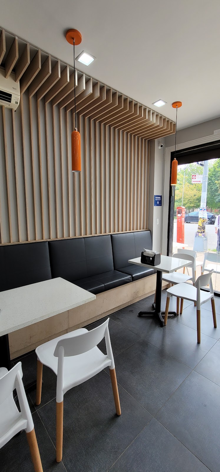 orchidea sparks | restaurant | 5702 18th Ave, Brooklyn, NY 11204, USA | 7186868100 OR +1 718-686-8100