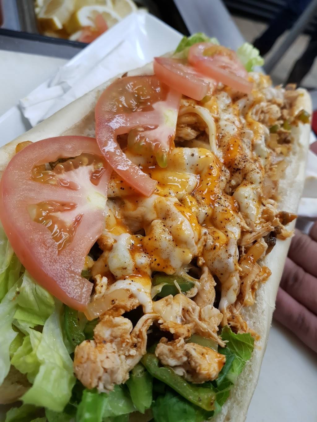 JJ Fish & Chicken | restaurant | 917 Roosevelt Rd, Maywood, IL 60153, USA | 7084501015 OR +1 708-450-1015