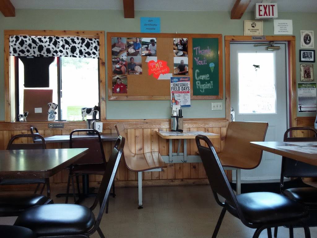 Yellowstone Lake Dairy Restaurant | restaurant | 7125 Lake Rd, Blanchardville, WI 53516, USA | 6085234505 OR +1 608-523-4505