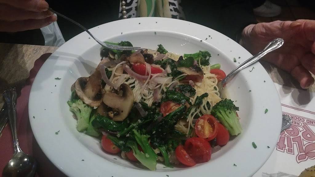 Little Petes | restaurant | 2401 Pennsylvania Ave, Philadelphia, PA 19130, USA | 2152325001 OR +1 215-232-5001