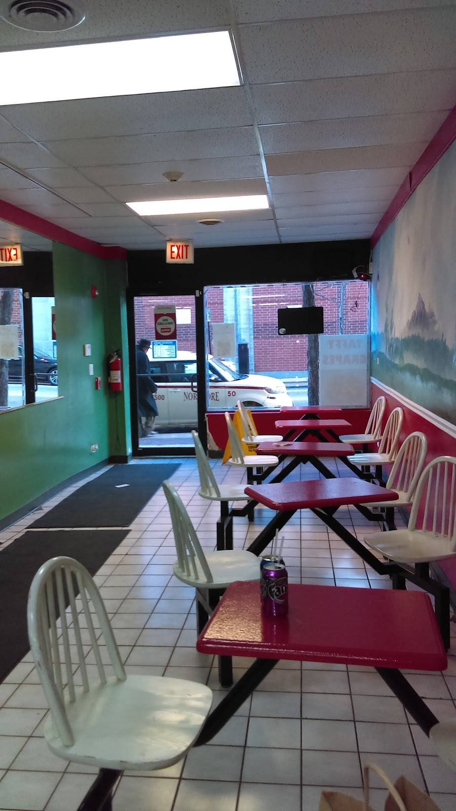 Harolds Chicken Shack Evanston | restaurant | 337 Howard St, Evanston, IL 60202, USA | 8477330711 OR +1 847-733-0711