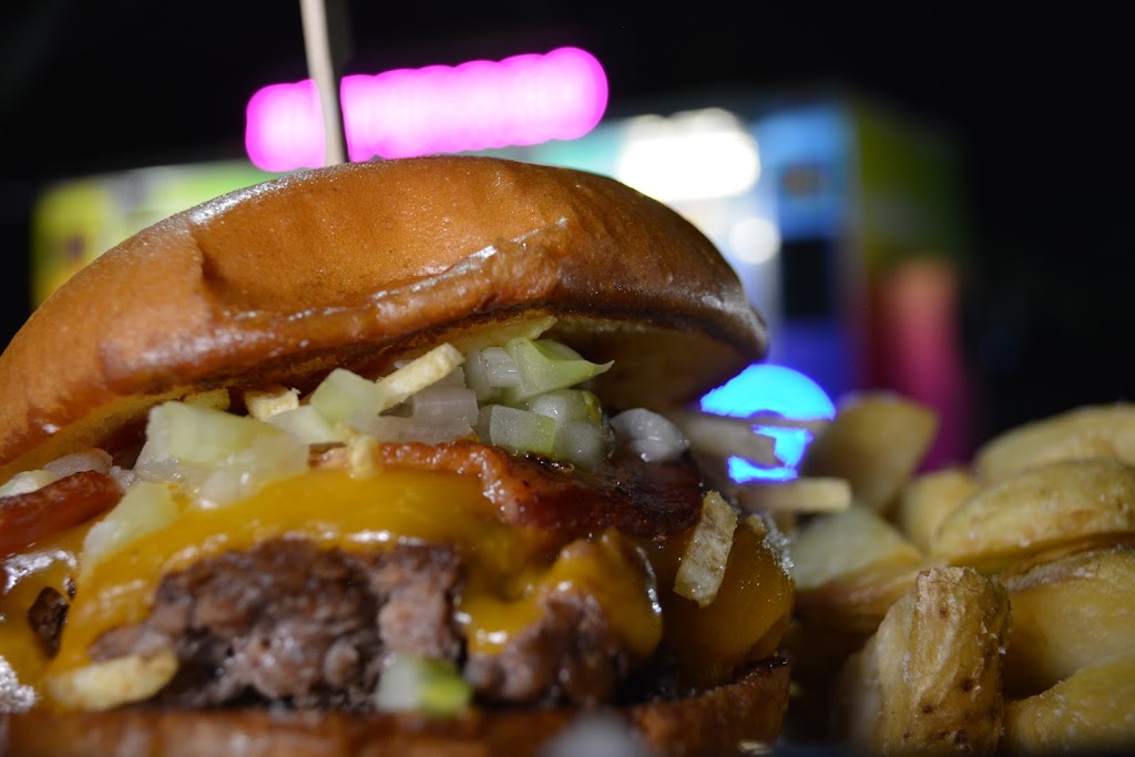 El Perreo | restaurant | 11400 N Kendall Dr suite 101, Miami, FL 33176, USA | 7866954200 OR +1 786-695-4200