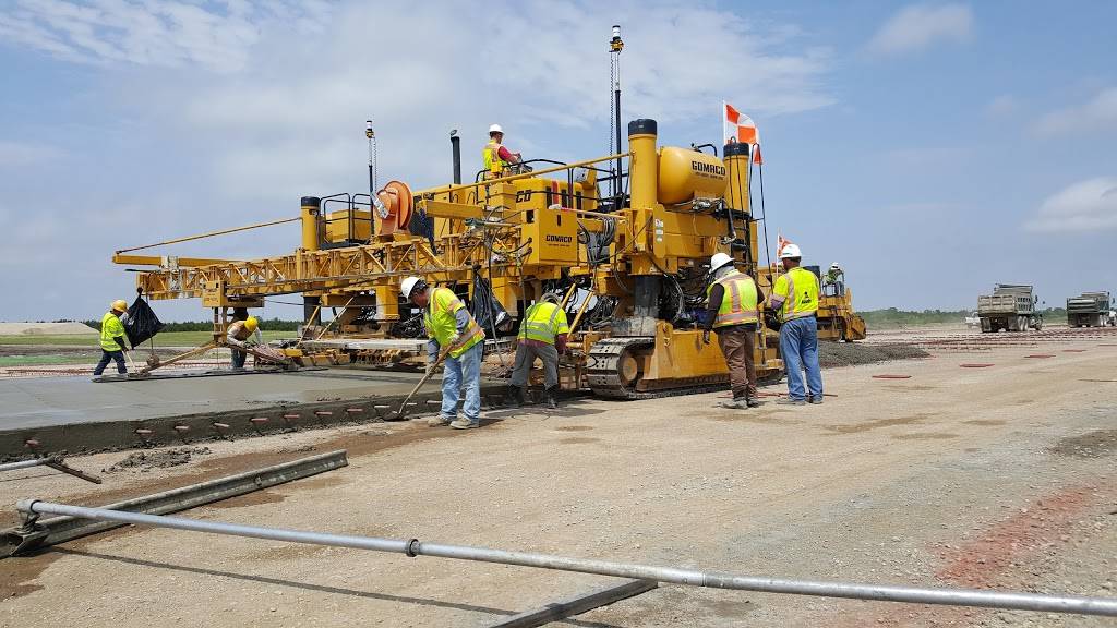 Delta Charlies Bar & Grill | restaurant | 4709, 5303 Challenger Dr, Dallas, TX 75237, USA | 2146239944 OR +1 214-623-9944