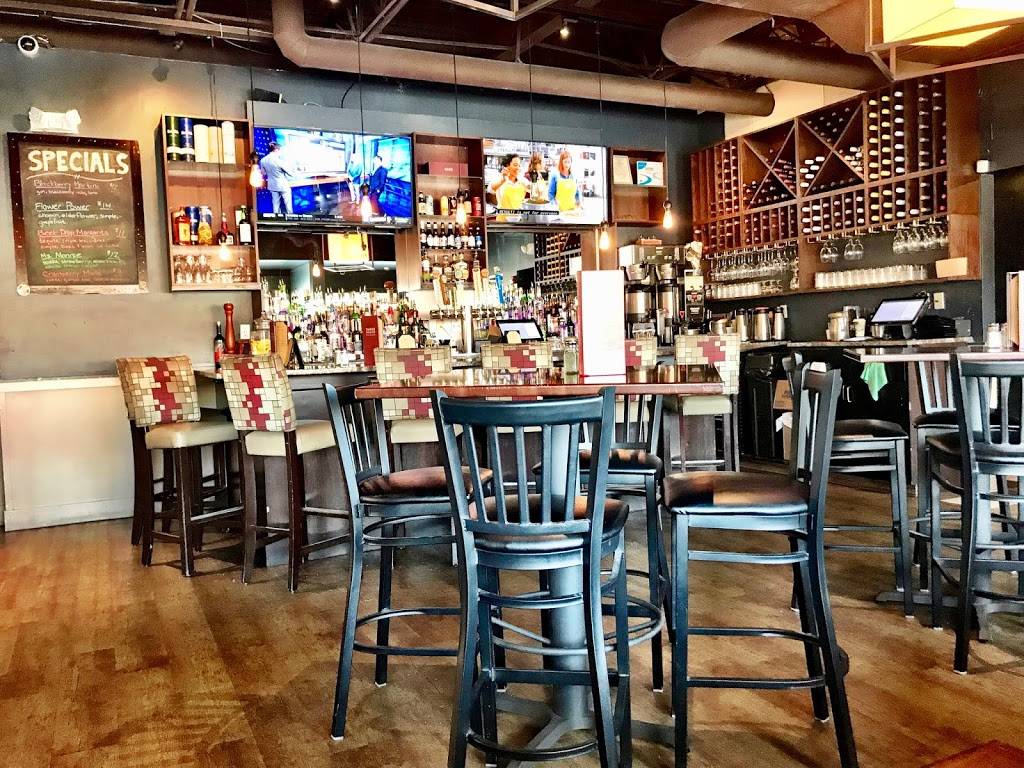 Three Squares Craft Kitchen & Cocktails | restaurant | 669 Highland Ave, Needham, MA 02494, USA | 7814444644 OR +1 781-444-4644