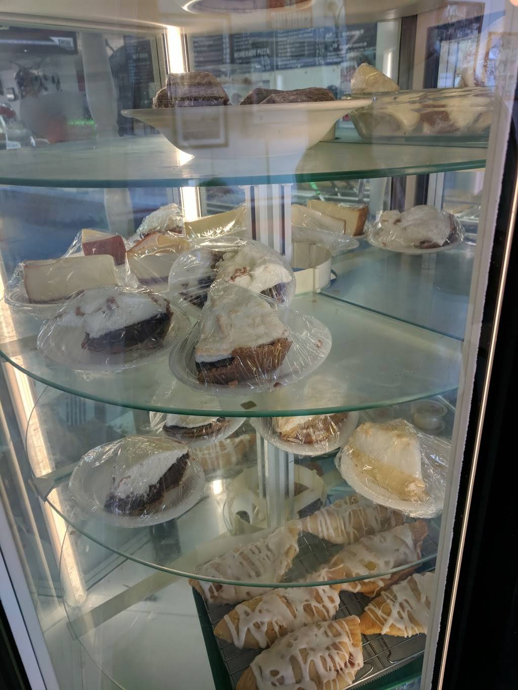 Ma & Pas Restaurant | restaurant | 18928 US-58 ALT, Castlewood, VA 24224, USA | 2767627533 OR +1 276-762-7533