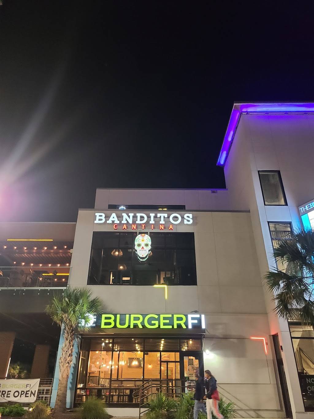 BurgerFi | restaurant | 1410 N Ocean Blvd # 100, Myrtle Beach, SC 29577, USA | 8438089118 OR +1 843-808-9118