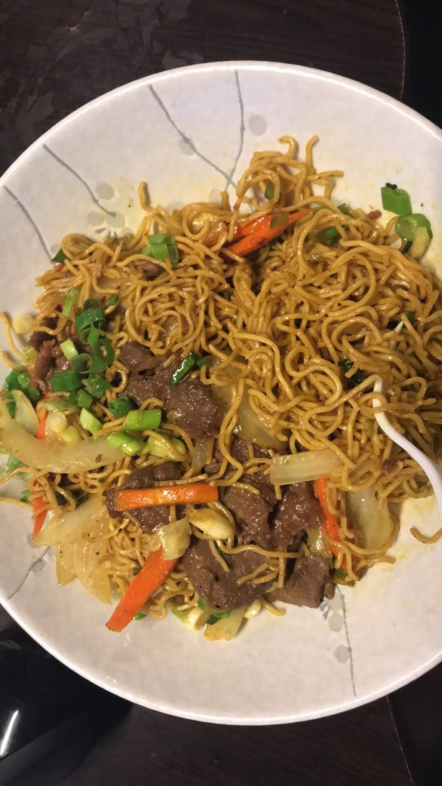 La Maison Egg Roll | restaurant | 3741 Rue Wellington, Verdun, QC H4G 1V1, Canada | 5149321186 OR +1 514-932-1186