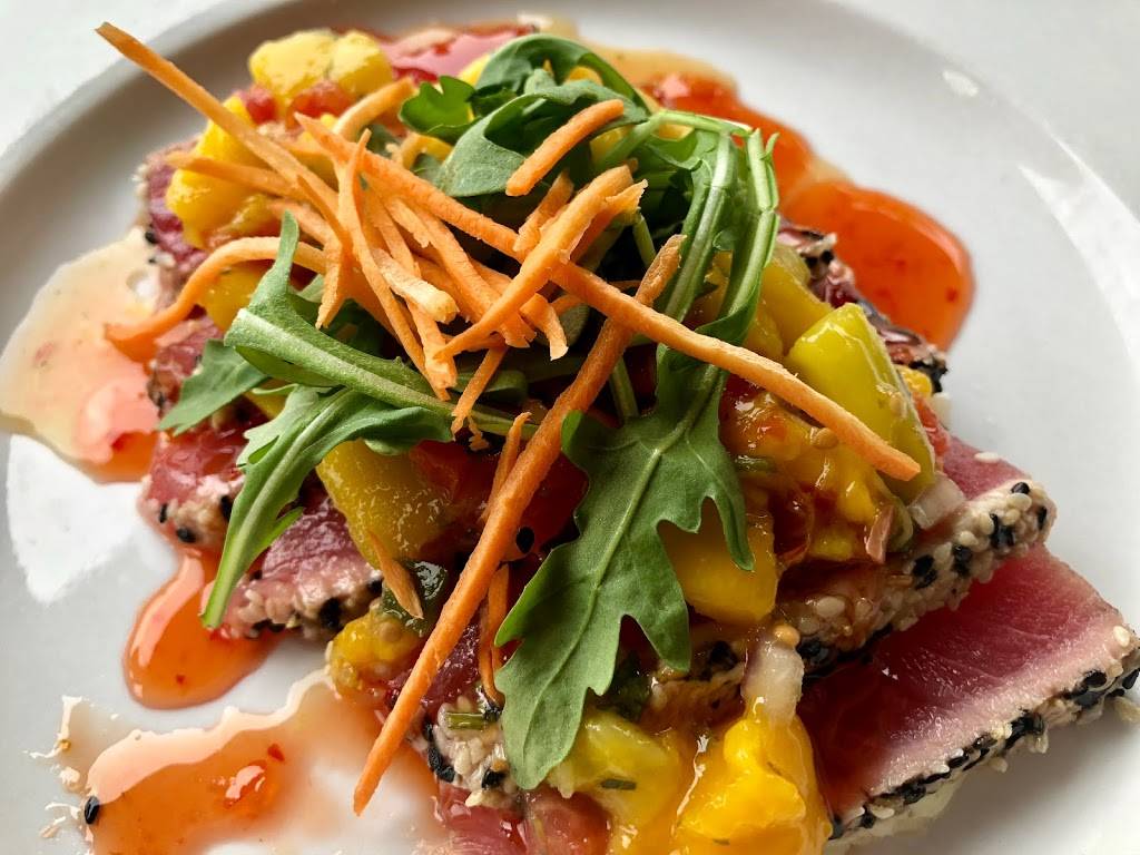 Port City Club | restaurant | 18665 Harborside Dr, Cornelius, NC 28031, USA | 7047651565 OR +1 704-765-1565