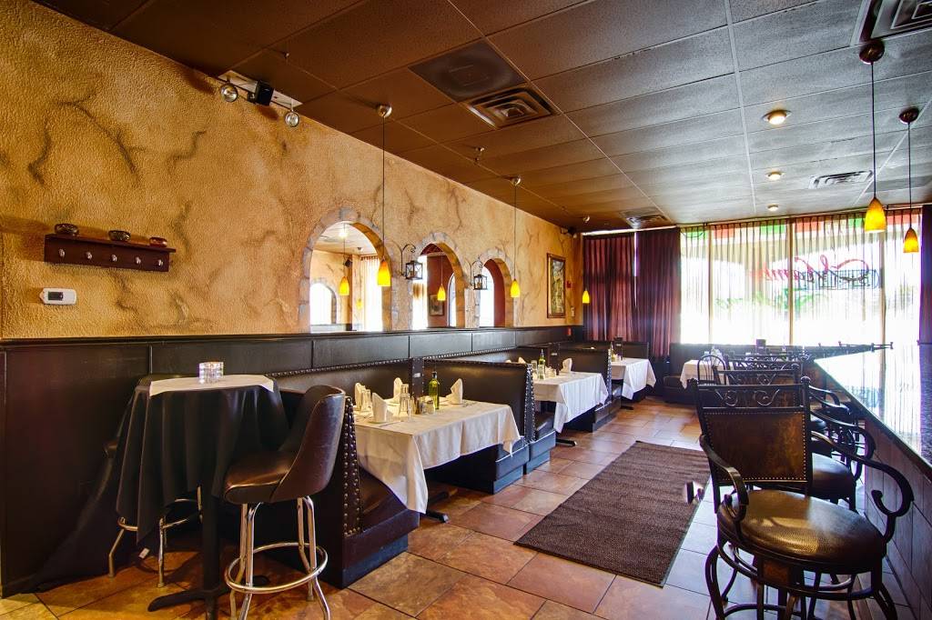 Mambo Italiano | restaurant | 748 Butterfield Rd, Mundelein, IL 60060, USA | 8472819100 OR +1 847-281-9100