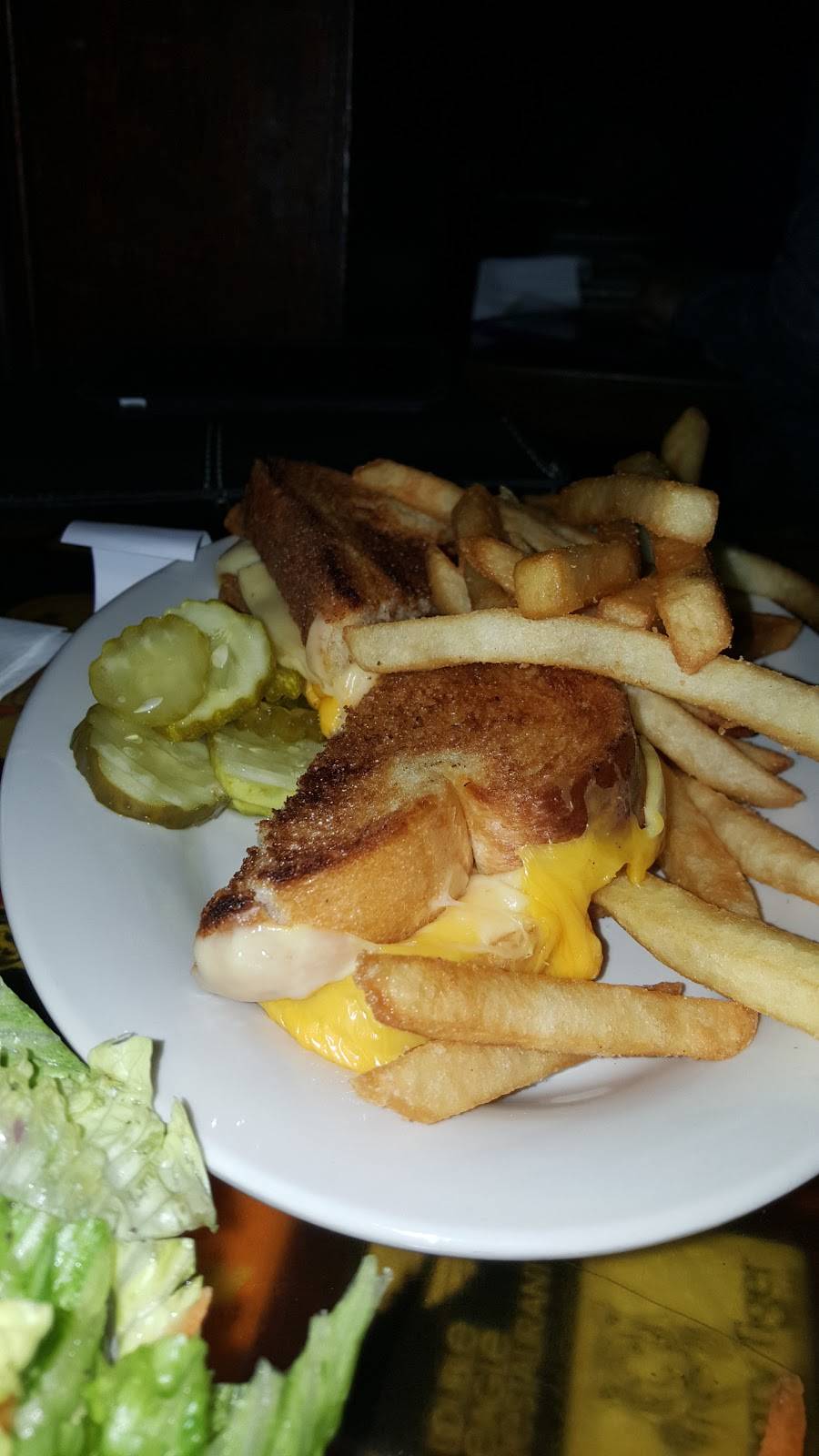 Cadieux Cafe | restaurant | 4300 Cadieux Rd, Detroit, MI 48224, USA | 3138828560 OR +1 313-882-8560