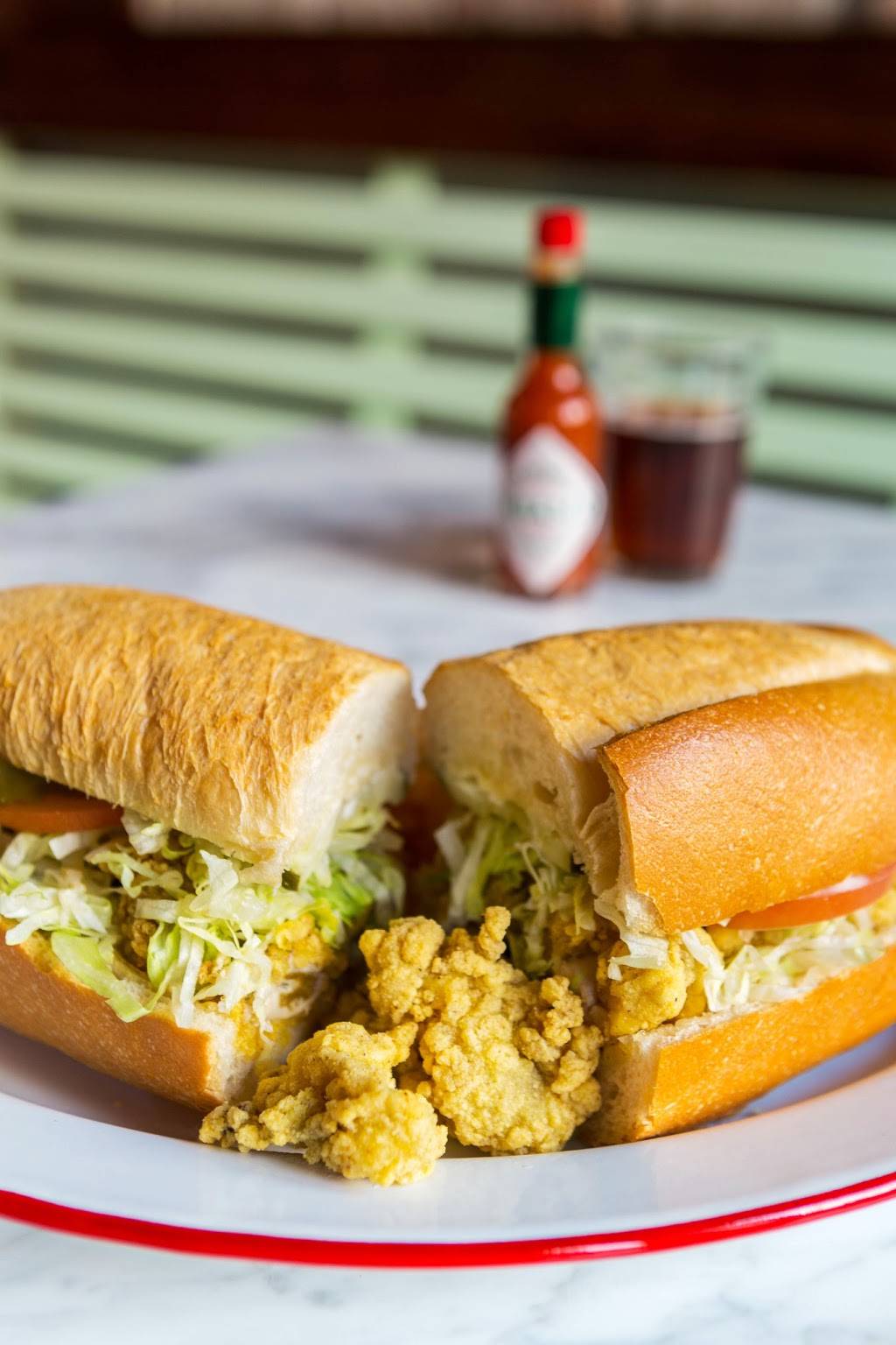 Lowerline | restaurant | 794 Washington Ave, Brooklyn, NY 11238, USA | 3475337110 OR +1 347-533-7110