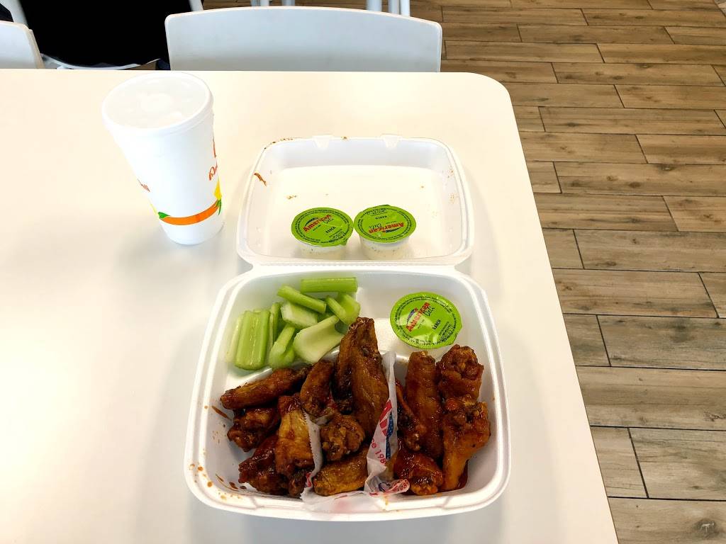 American Deli | restaurant | 7309 E Independence Blvd #25, Charlotte, NC 28227, USA | 7045376722 OR +1 704-537-6722