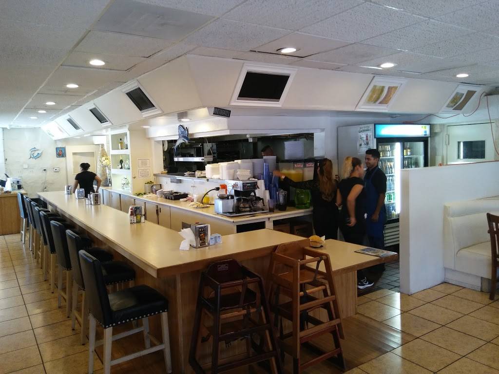 Mariscos El Perihuete | restaurant | 2383 W Lincoln Ave, Anaheim, CA 92801, USA | 7142840223 OR +1 714-284-0223