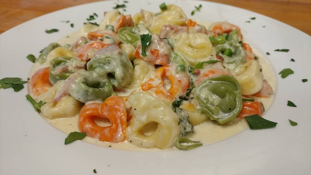 Michelangelo Pizza | restaurant | 101 11255, US-301, Parrish, FL 34219, USA | 9417761160 OR +1 941-776-1160