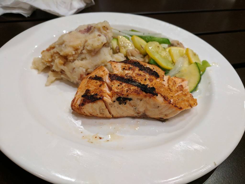 Flamingos | restaurant | 13279 Flamingo Crossings Blvd, Winter Garden, FL 34787, USA | 4077785603 OR +1 407-778-5603