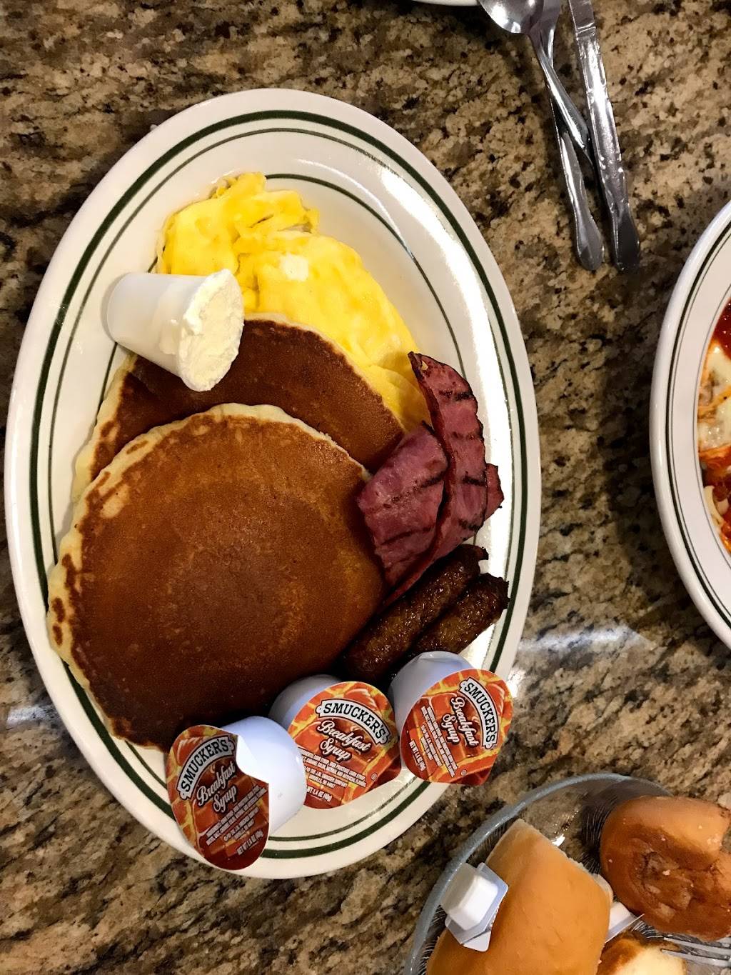 RITZ Diner | restaurant | 8000 Roosevelt Blvd, Philadelphia, PA 19152, USA | 2156138894 OR +1 215-613-8894