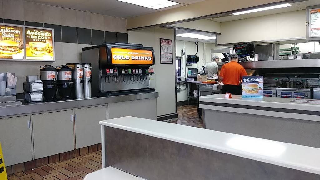 Whataburger | restaurant | 650 Sunland Park Dr, El Paso, TX 79912, USA | 9155845482 OR +1 915-584-5482