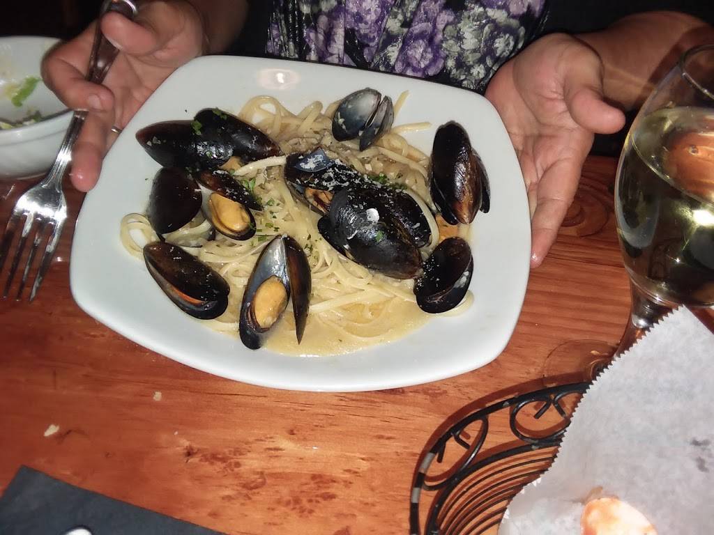 Rodellos Italian Restaurant | restaurant | 26736 US-27, Leesburg, FL 34748, USA | 3523198093 OR +1 352-319-8093