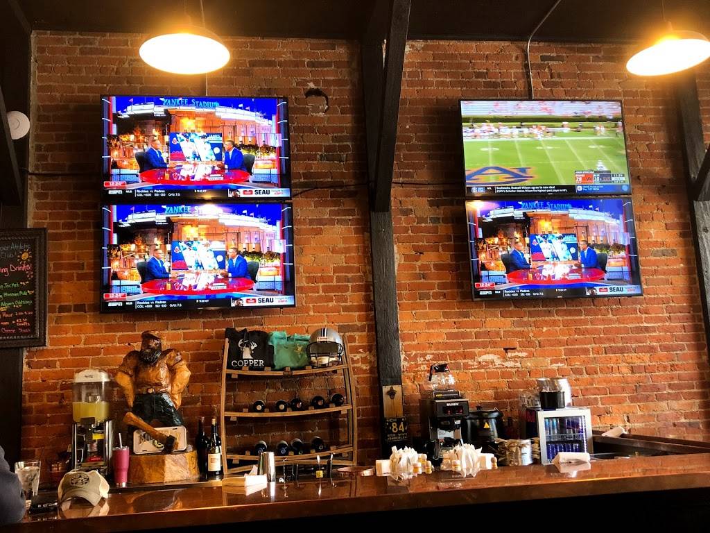 Copper Athletic Club | restaurant | 133 W Michigan Ave, Marshall, MI 49068, USA | 2697815400 OR +1 269-781-5400