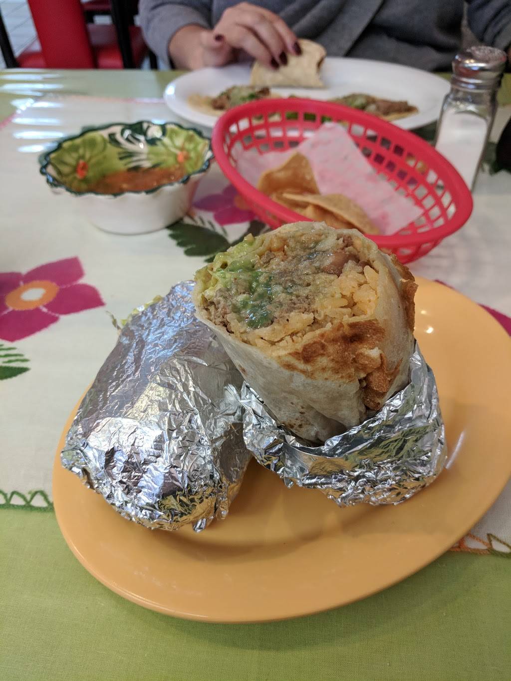 Taqueria La Veracruzana | restaurant | 1510 Jackson St, Santa Clara, CA 95050, USA | 4082612108 OR +1 408-261-2108