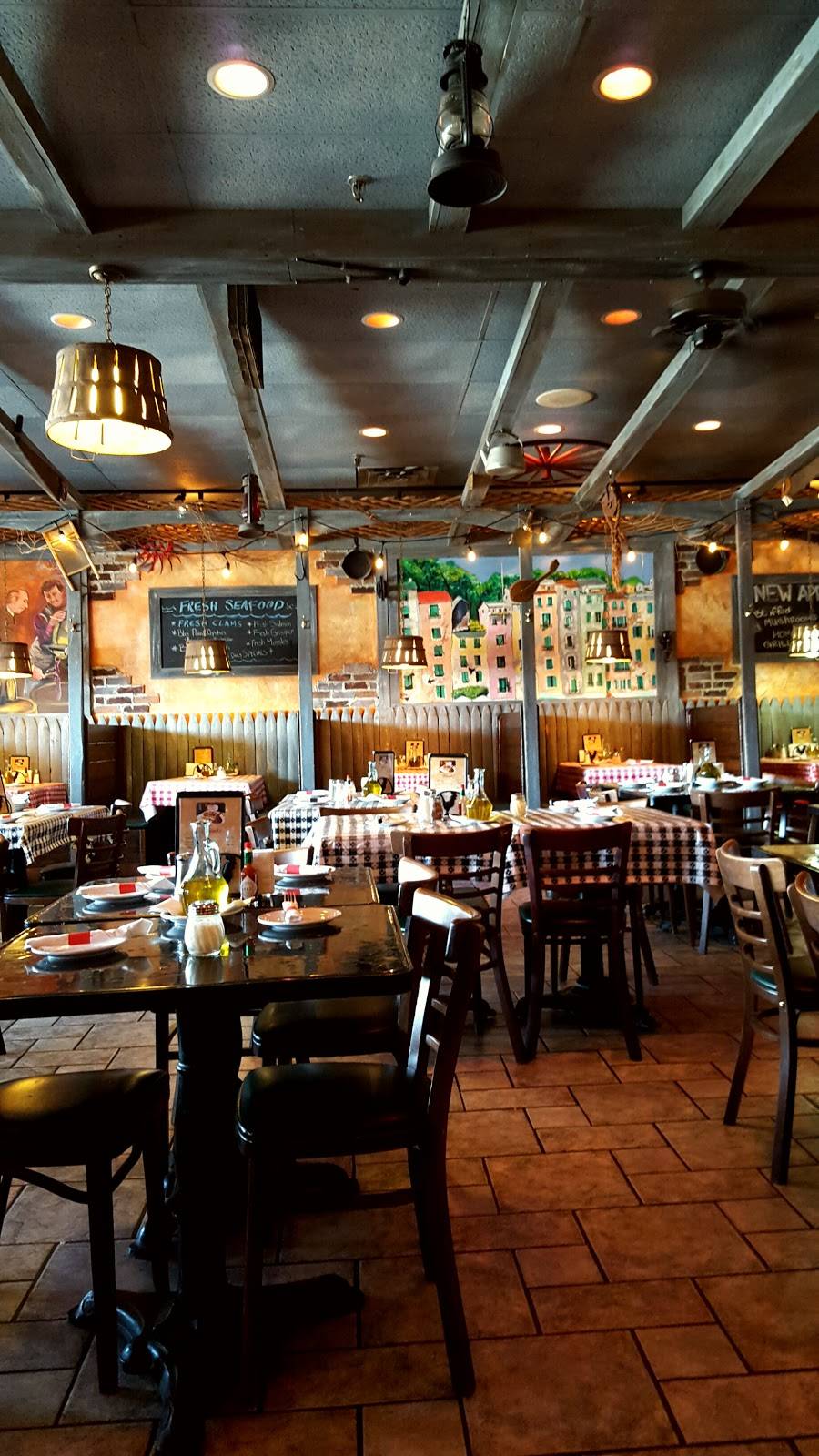 Mangia Mangia | restaurant | 5555 S Brainard Ave #400, Countryside, IL 60525, USA | 7083523631 OR +1 708-352-3631