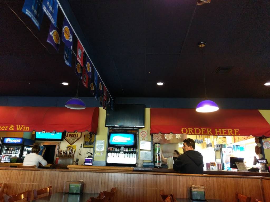 Pepz Pizza & Eatery | restaurant | 726 S State College Blvd, Anaheim, CA 92806, USA | 7149919900 OR +1 714-991-9900