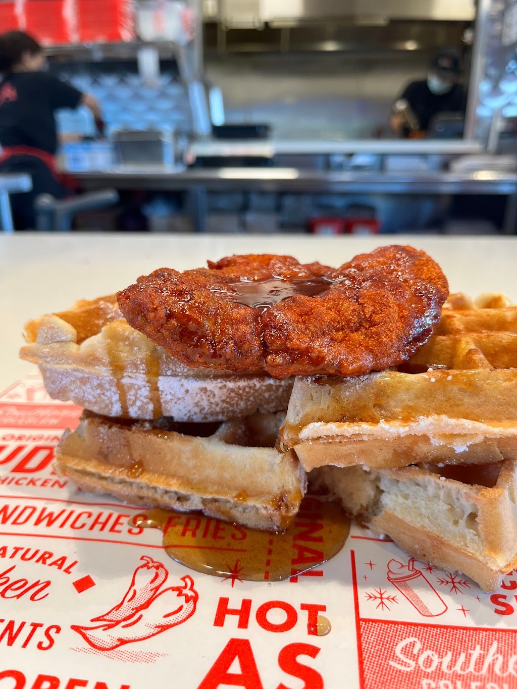 Clydes Hot Chicken | restaurant | 1804 N Tustin Ave, Santa Ana, CA 92705, USA | 7144862212 OR +1 714-486-2212