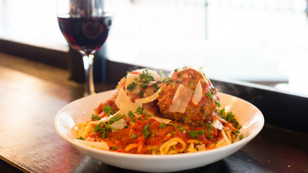 Morettis of Arlington | restaurant | 2124 Tremont Center, Upper Arlington, OH 43221, USA | 6144862333 OR +1 614-486-2333