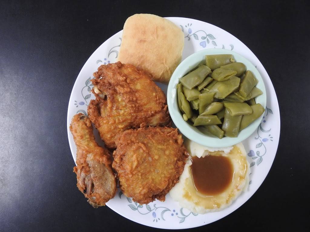 Ole Bus Stop Diner | restaurant | 64 Mulberry St, Beattyville, KY 41311, USA | 6065935720 OR +1 606-593-5720