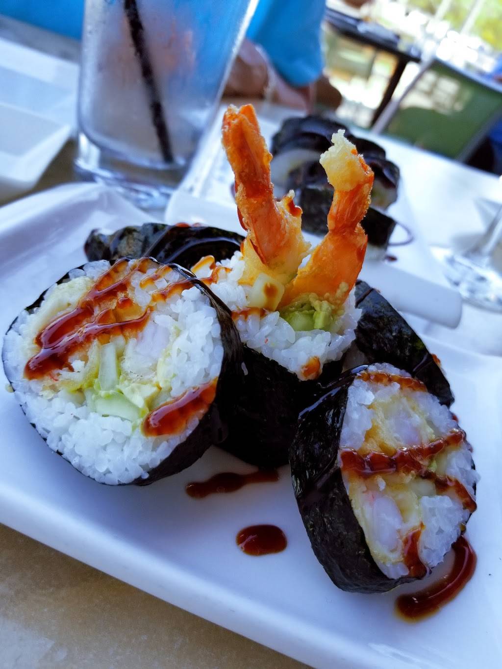Sushi Axiom | restaurant | 3211 Oak Lawn Ave C, Dallas, TX 75219, USA | 2148282288 OR +1 214-828-2288