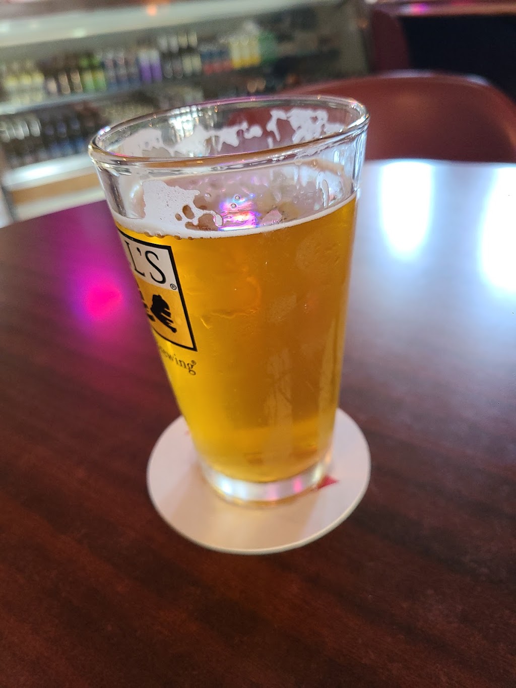 Savages Ale House | restaurant | 127 N High St, Muncie, IN 47305, USA | 7652829962 OR +1 765-282-9962